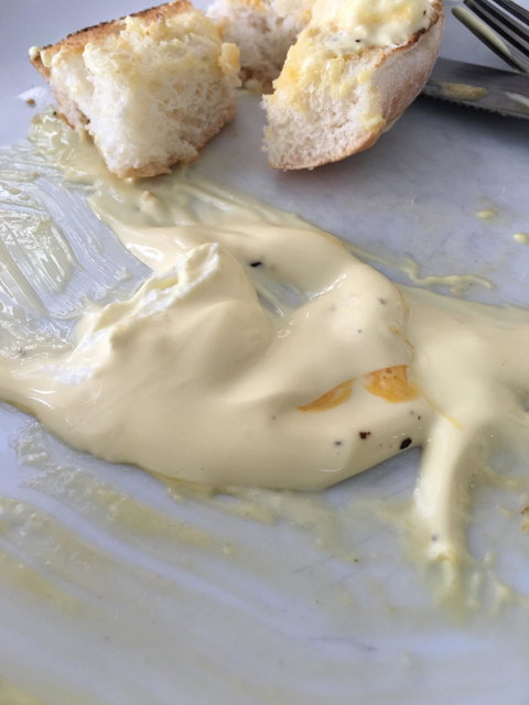 Cafe Bravo - Hotel Gold Coast 10