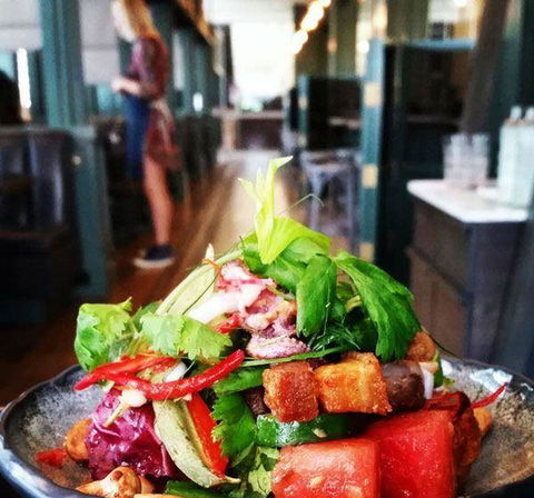 Apple Daily Bar & Eating House - Hotel Gold Coast 1