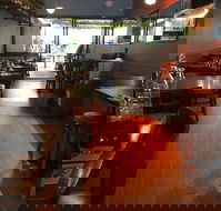 Zinc Cafe  Restaurant - Hotel Gold Coast