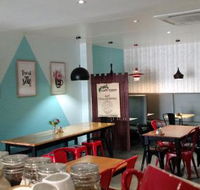 Chill Parlour Ayr - Hotel Gold Coast