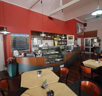 Henry's Cafe and Restaurant - Hotel Gold Coast