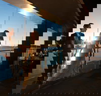 Bommie - Hotel Gold Coast