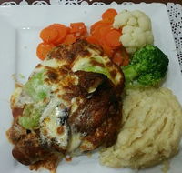 Simons Tavern Restaurant - Hotel Gold Coast