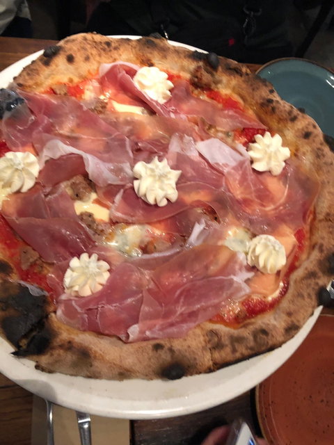 +39 Pizzeria - Hotel Gold Coast 6