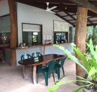 Blooms Cafe - Hotel Gold Coast