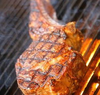 The Railway Club Hotel Steakhouse - Hotel Gold Coast