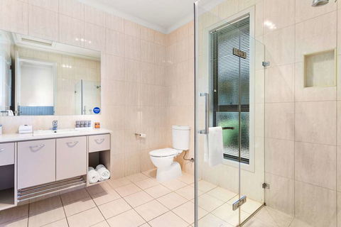 Quality Suites Point Cook Seasons 5 - Hotel Gold Coast 9