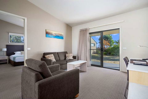 Quality Suites Point Cook Seasons 5 - Hotel Gold Coast 10