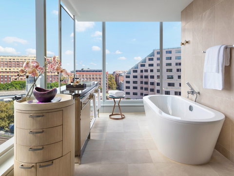 Sofitel Sydney Darling Harbour - Hotel Gold Coast 3