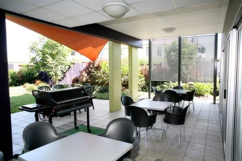 Rocklea International Hotel - Hotel Gold Coast 2