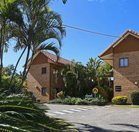 Quality Hotel Robertson Gardens - Hotel Gold Coast