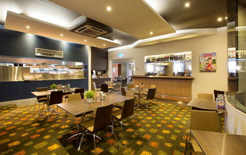 Nightcap At St Albans Hotel - Hotel Gold Coast 3