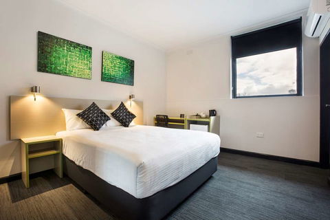 Nightcap At St Albans Hotel - Hotel Gold Coast 5