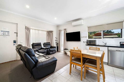 Comfort Inn Coach & Bushmans - Hotel Gold Coast 16