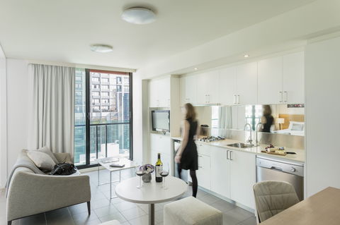 Fraser Place Melbourne - Hotel Gold Coast 15