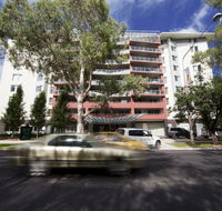 Pacific Suites Canberra - Hotel Gold Coast