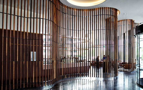 A By Adina Canberra - Hotel Gold Coast 10