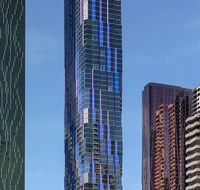 Imagine Lighthouse - Hotel Gold Coast