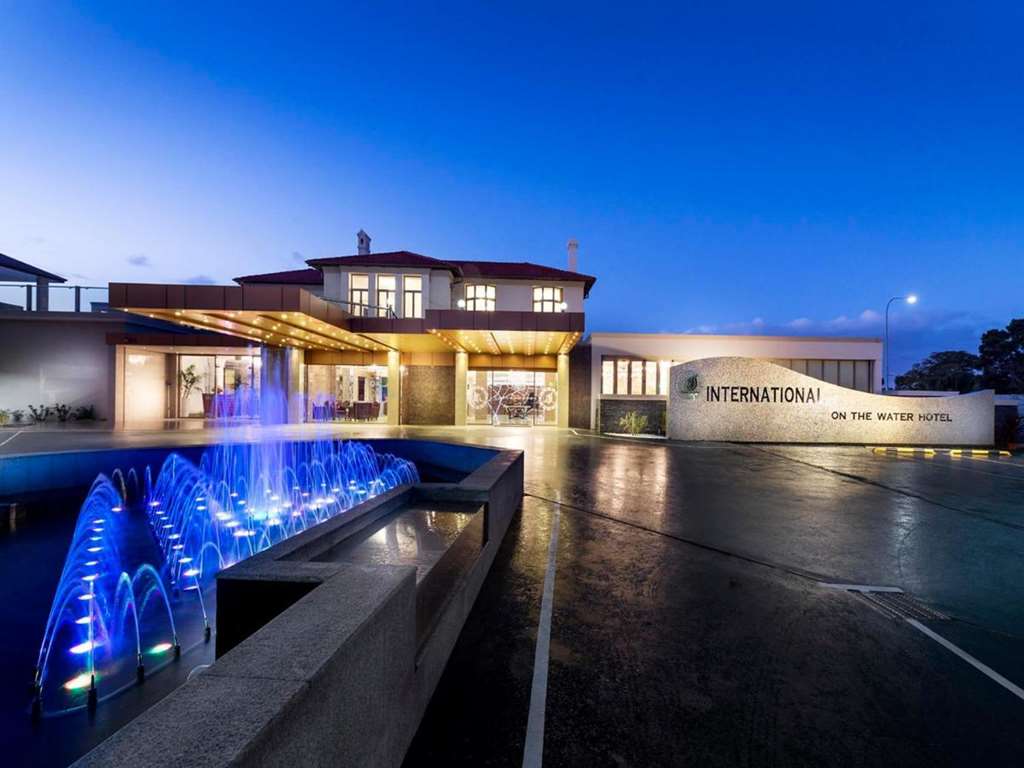 Belmont WA Hotel Gold Coast