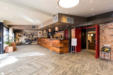 The Old Woolstore Apartment Hotel - Hotel Gold Coast 2