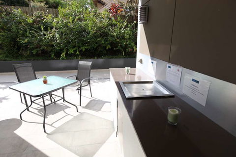 Essence Apartments Chermside - Hotel Gold Coast 13