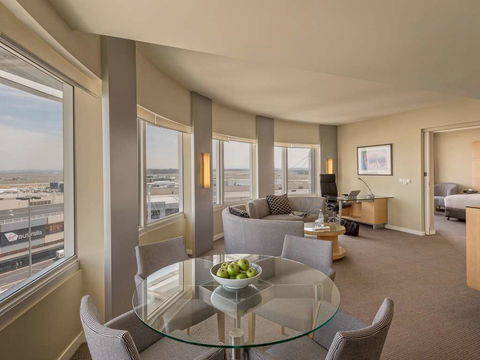 PARKROYAL Melbourne Airport - Hotel Gold Coast 12