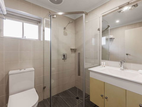 Quality Hotel Melbourne Airport - Hotel Gold Coast 12