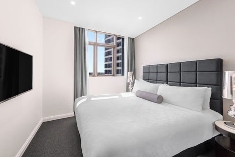 Meriton Suites Church Street, Parramatta - Hotel Gold Coast 6