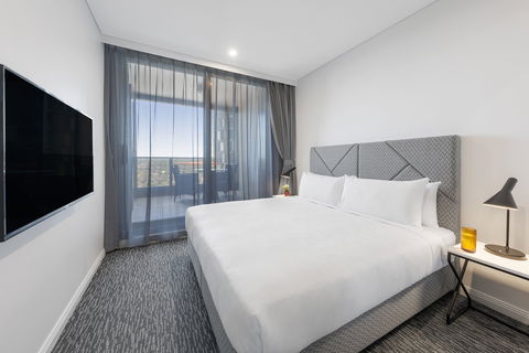 Meriton Suites George St - Hotel Gold Coast 7