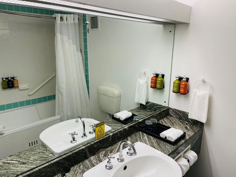 Holiday Inn Parramatta - Hotel Gold Coast 7