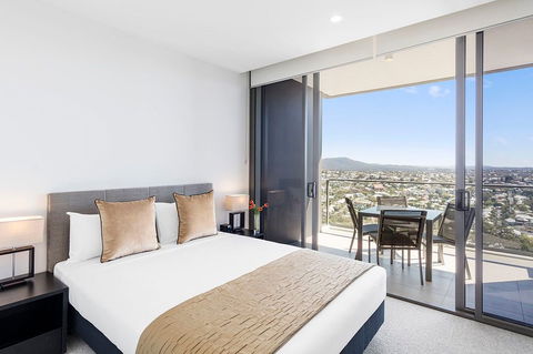The Milton Brisbane - Hotel Gold Coast 1
