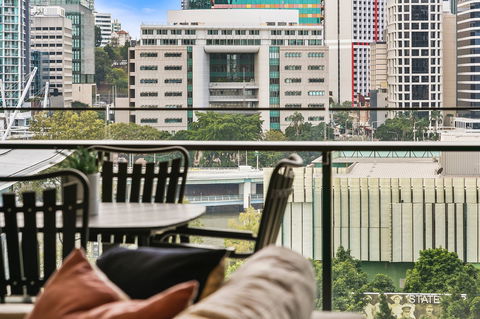 Arise On Hope Street - Hotel Gold Coast 9