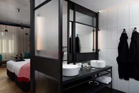 QT Melbourne - Hotel Gold Coast 6