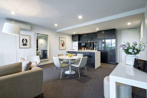 381 Cremorne - Hotel Gold Coast 4