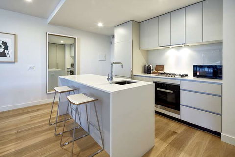 381 Cremorne - Hotel Gold Coast 14