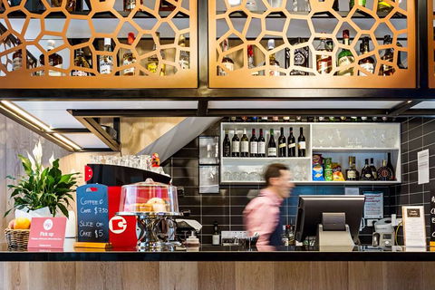 Brady Hotel Central Melbourne - Hotel Gold Coast 8
