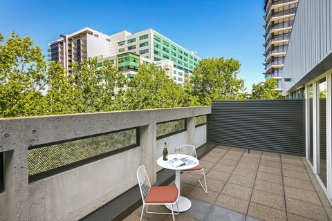 Quest Canberra City Walk - Hotel Gold Coast 3