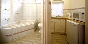 Lorne Coachman Inn - Hotel Gold Coast 3