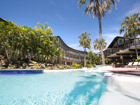 Mantra Club Croc - Hotel Gold Coast 11