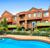 Comfort Apartments Royal Gardens - Hotel Gold Coast