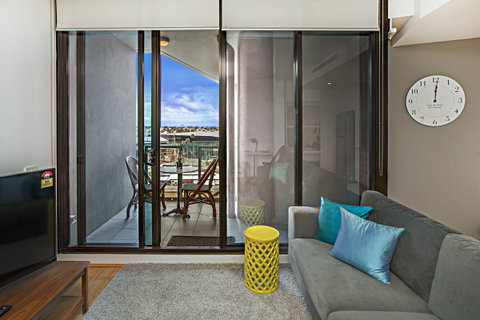 Melbourne Hotel Apartment Flinders Wharf - Hotel Gold Coast 9