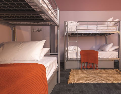 United Backpackers - Hotel Gold Coast 5