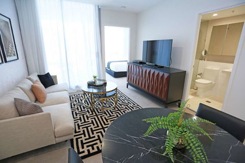Alex Perry Hotel And Apartments - Hotel Gold Coast 3
