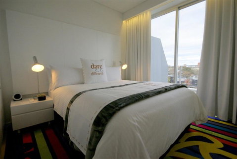 Adge Apartment Hotel - Hotel Gold Coast 6