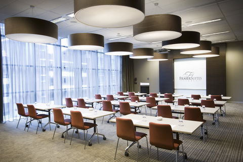 Fraser Suites Sydney - Hotel Gold Coast 8