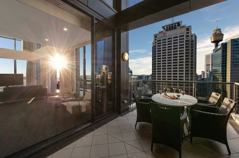 Meriton Suites Pitt Street - Hotel Gold Coast 4