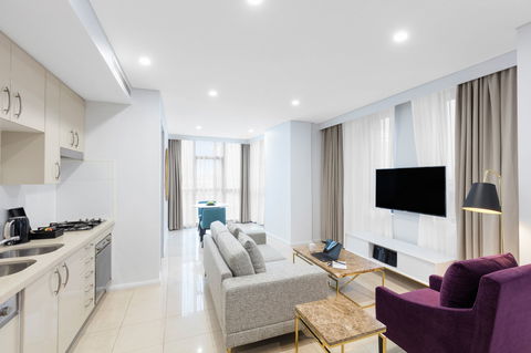 Meriton Suites Pitt Street - Hotel Gold Coast 8
