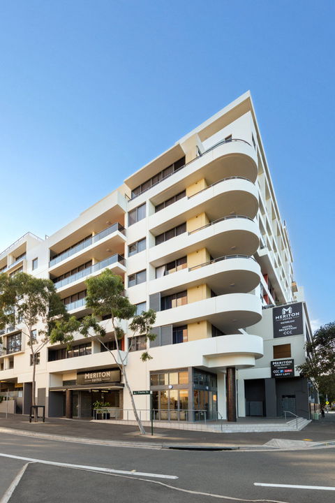 Meriton Suites Waterloo - Hotel Gold Coast 0