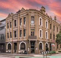 The Vulcan Hotel - Hotel Gold Coast