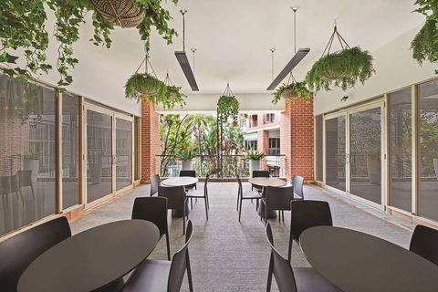 Adina Apartment Hotel Sydney Surry Hills - Hotel Gold Coast 13